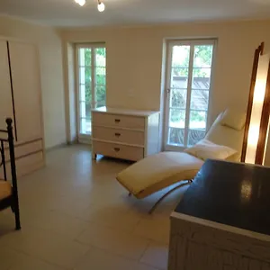 Gaeste Haus Apartament